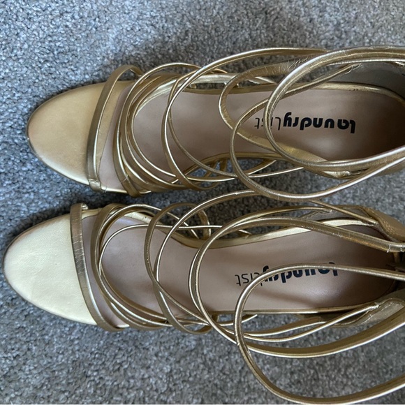 Women’s size 8 strappy gold heels. Laundry List - Picture 5 of 6